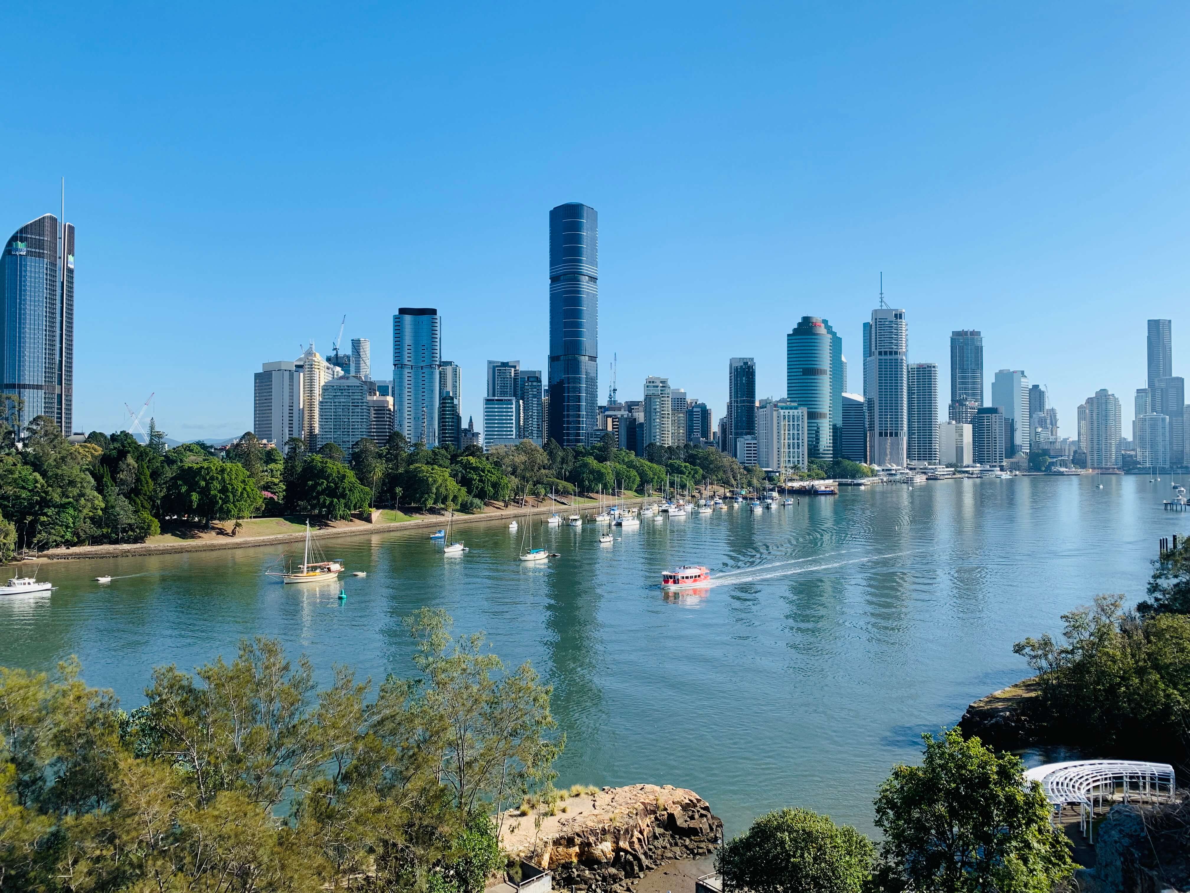 What Are the Advantages of Living in Brisbane?